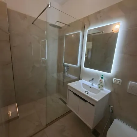 Apartment Seaside Haven - Golem, Albania